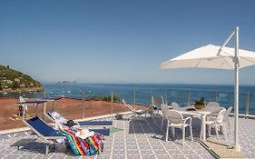 Relais Tritone